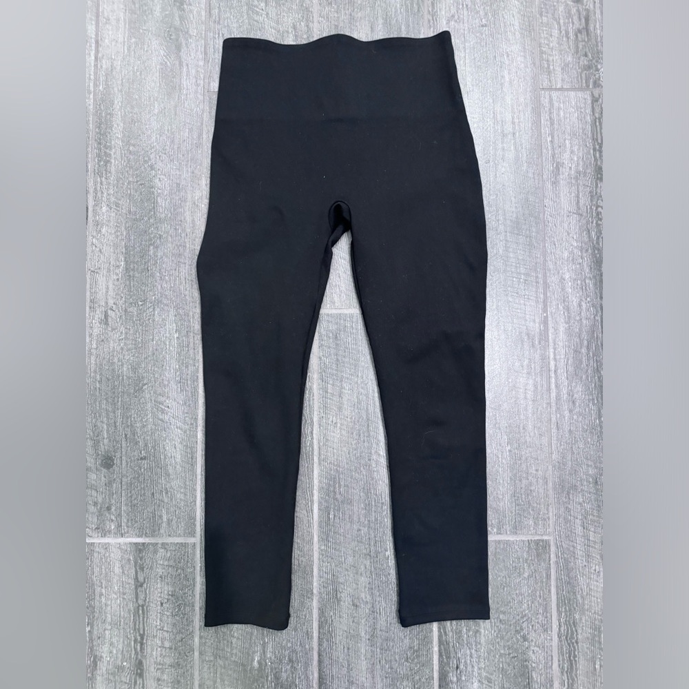 SPANX Black Capris High-Waist Shaping Leggings